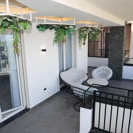 Merxhan's Apartamento Golem (Tirana)